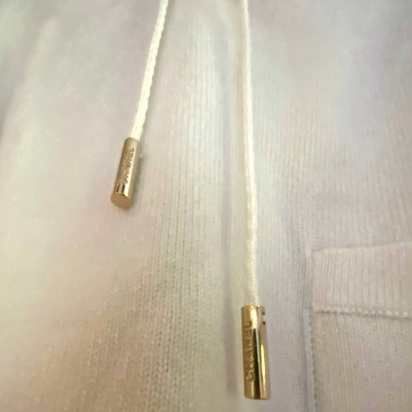 Chanel 2022 Cashmere Sweater Hoodie gold CC buttons & detachable sleeves sz 38 - Picture 7 of 14
